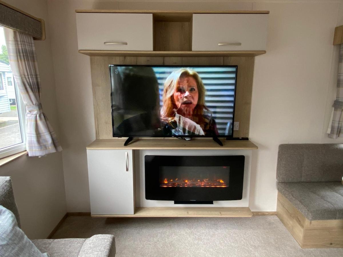 Haggerston Castle 6 Berth Caravan - Riverside 37 Cheswick  Εξωτερικό φωτογραφία